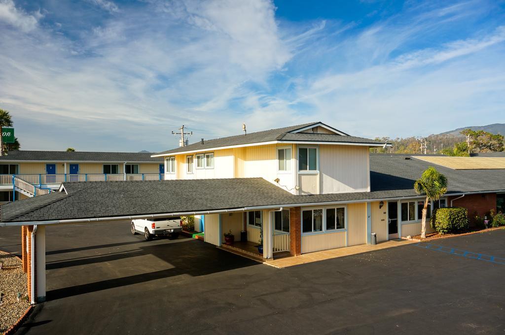 Courtesy Inn San Simeon Exteriér fotografie